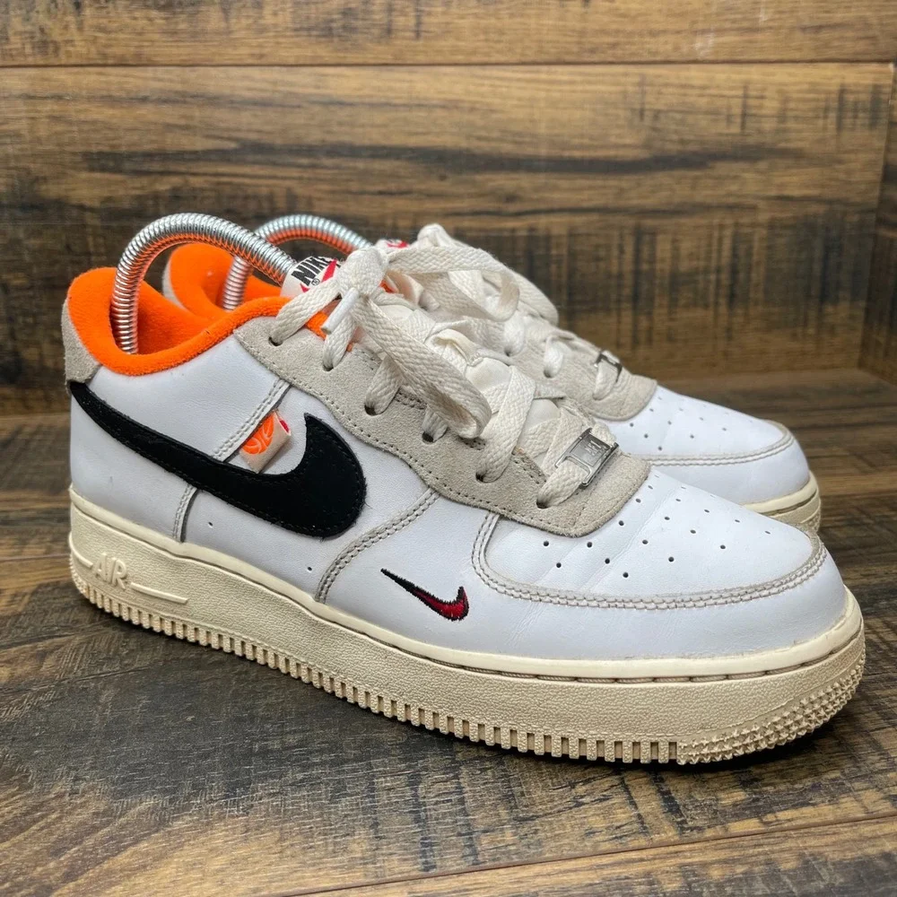 NIKE Air Force 1 LV8 Low Sneakers GS 7Y Womens 8.5 White Black Orange